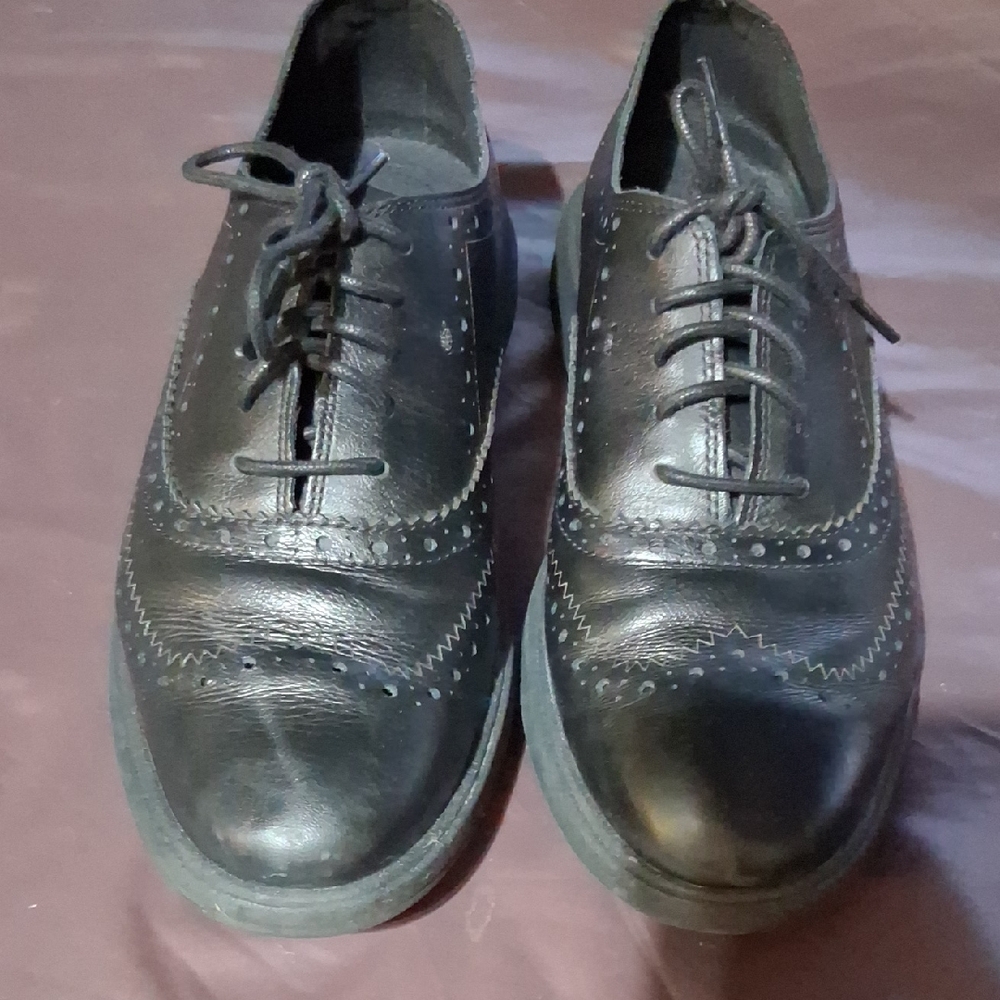 Cole Haan Black Leather Oxfords